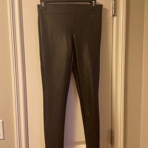 NWOT Express Faux Leather pants size xs